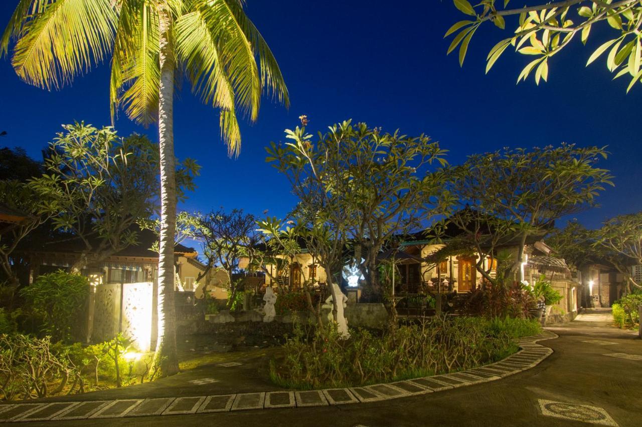 Bali Taman Beach Resort & Spa Lovina Pabean Buleleng エクステリア 写真