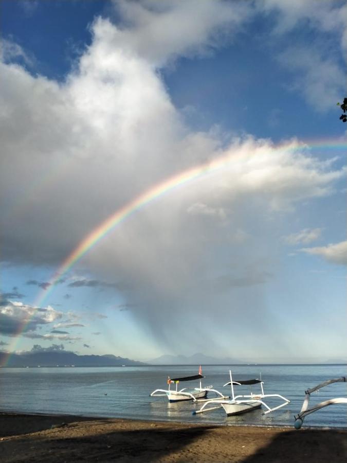 Bali Taman Beach Resort & Spa Lovina Pabean Buleleng エクステリア 写真