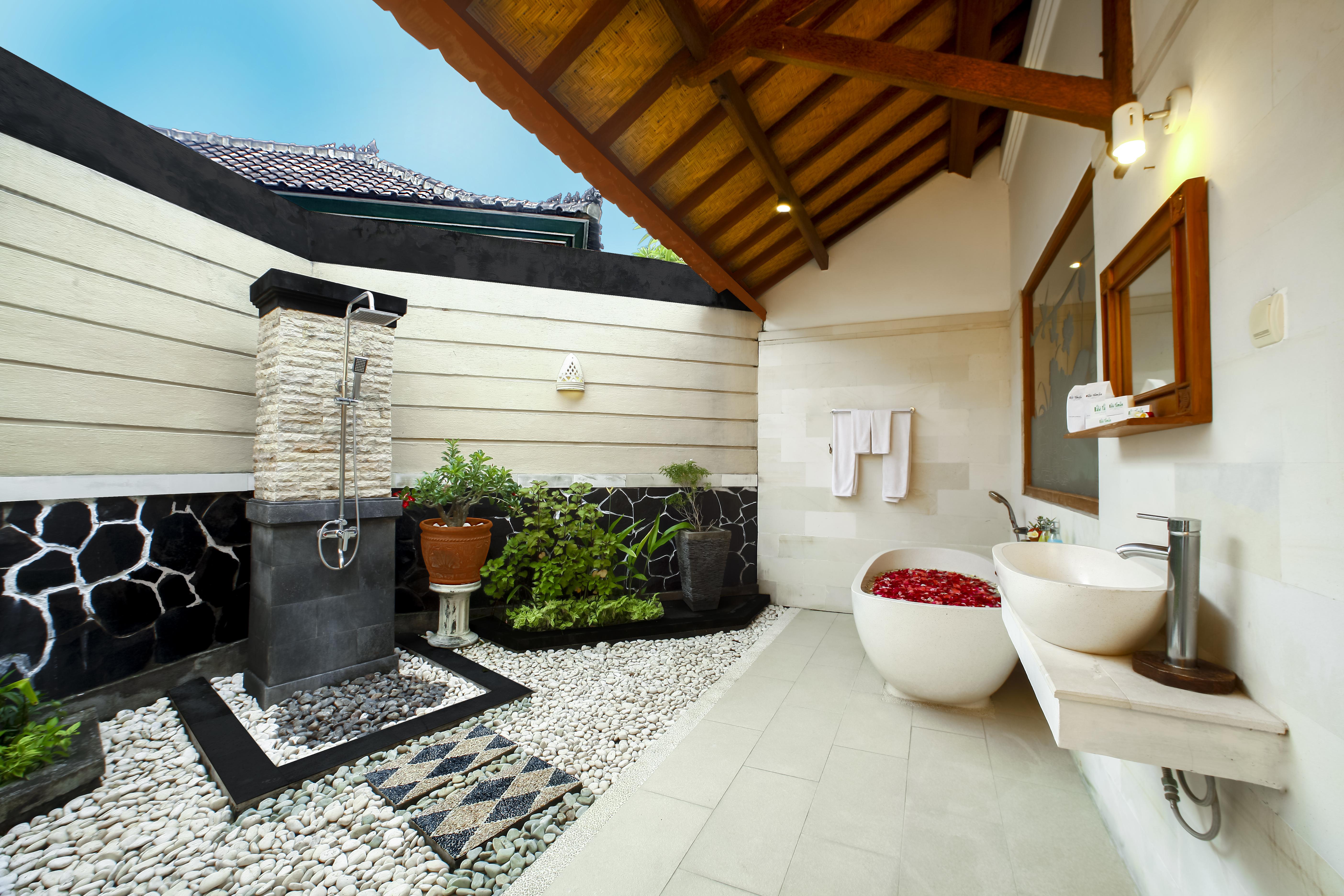 Bali Taman Beach Resort & Spa Lovina Pabean Buleleng エクステリア 写真