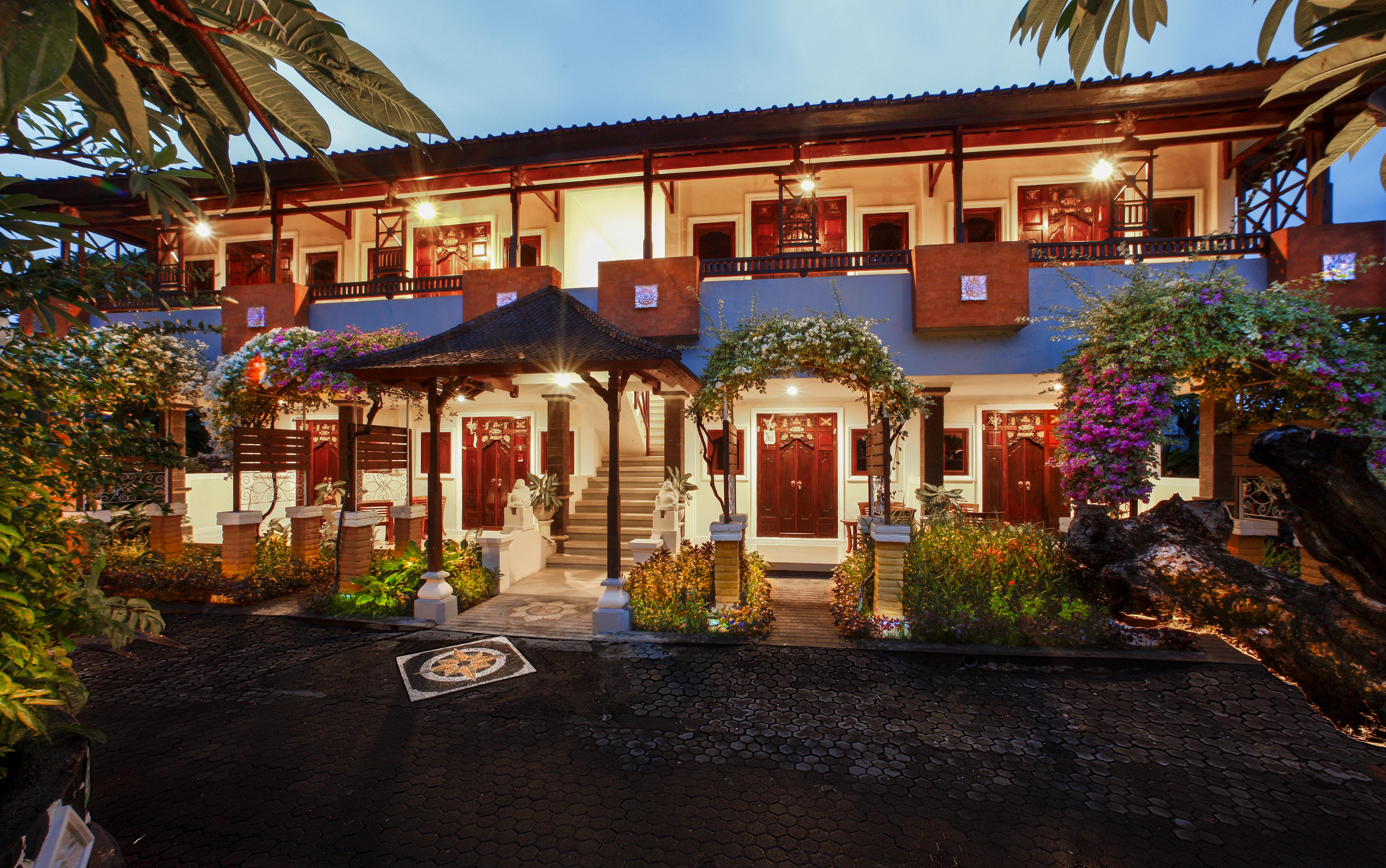 Bali Taman Beach Resort & Spa Lovina Pabean Buleleng エクステリア 写真