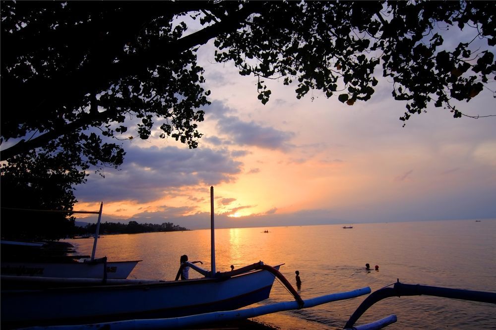 Bali Taman Beach Resort & Spa Lovina Pabean Buleleng エクステリア 写真