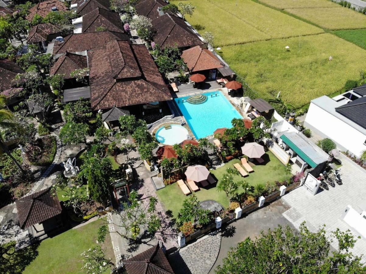 Bali Taman Beach Resort & Spa Lovina Pabean Buleleng エクステリア 写真